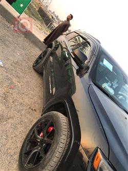 جیپ گراند شیرۆکی